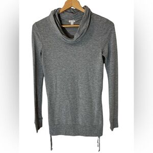 C38- Guess XS Extra Small Gray Cowl Neck Sweater